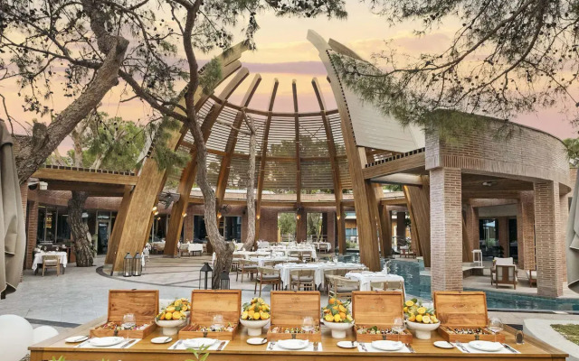 Rixos Sungate - The Land of Legends Access