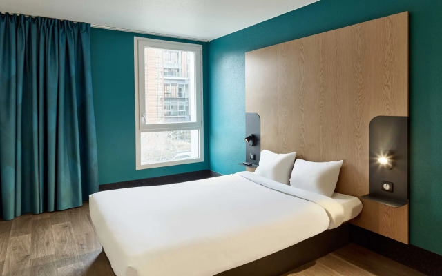 B&B HOTEL Orly Chevilly Marché International