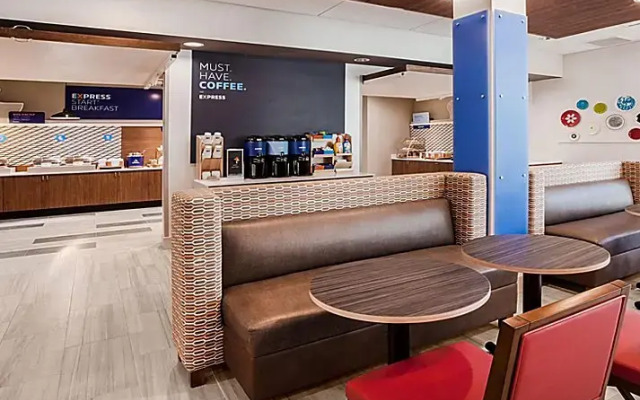 Plaza Inn and Suites