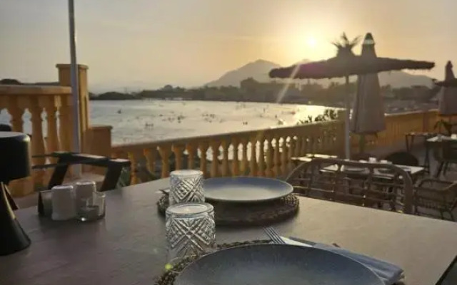 Отель Bahía - 30º Hotels