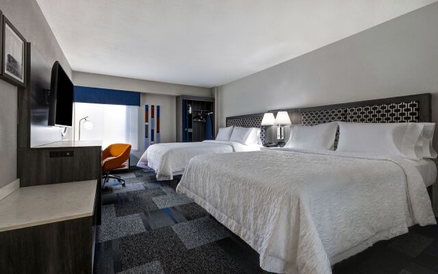 Hampton Inn San Antonio-Downtown (River Walk)