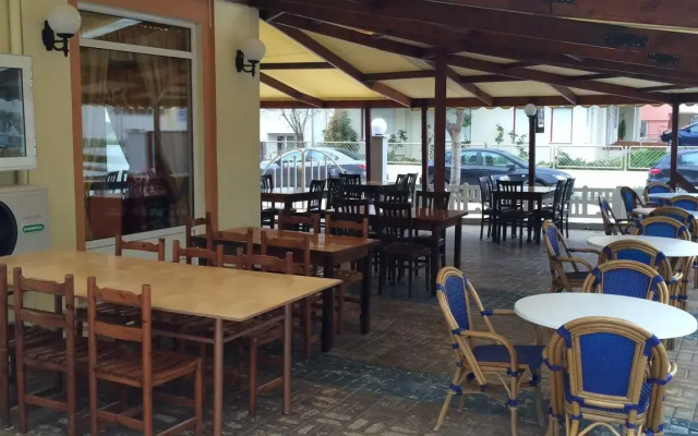 Dias Hotel