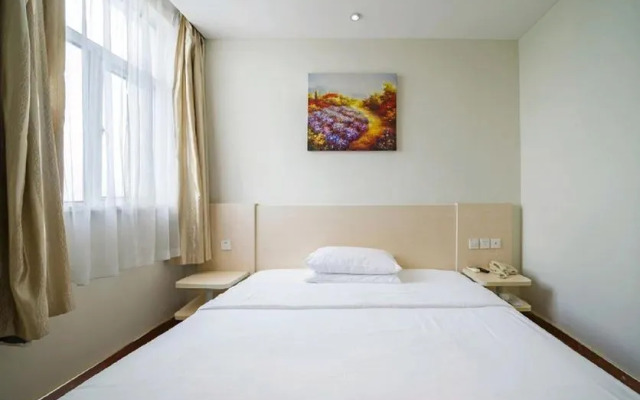 Hanting Express Shanghai Hongqiao Huqingping Road