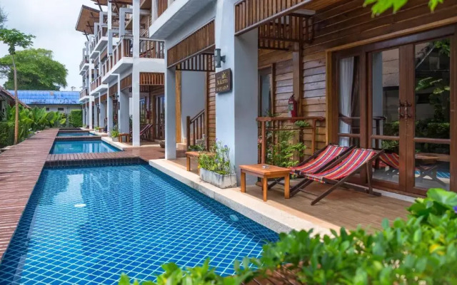 Lanta Miami Resort