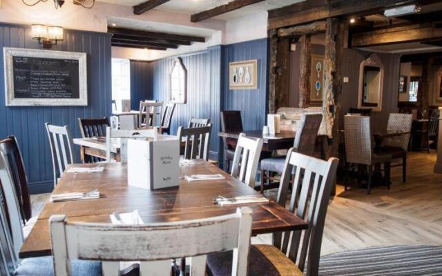 De Trafford Arms