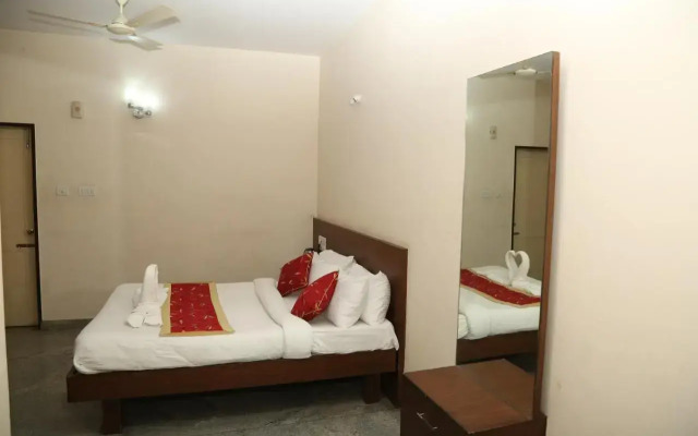 Soundarya Hotel