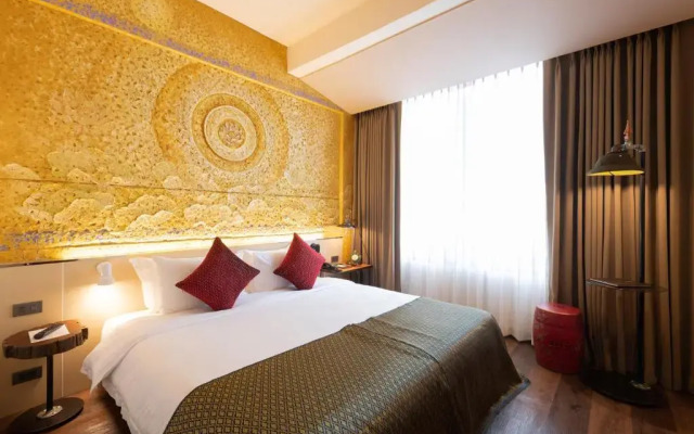 Dhevi Bangkok Hotel