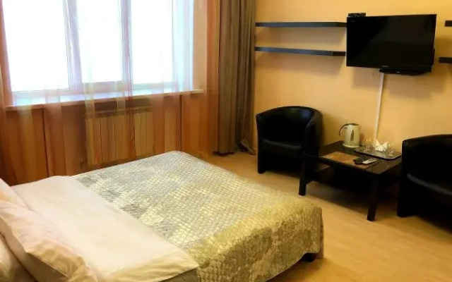 Parallel Hotel