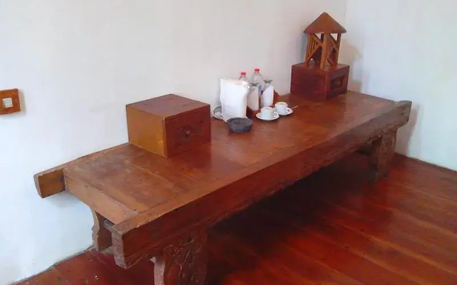 Sapulidi Cafe, Resort & Gallery