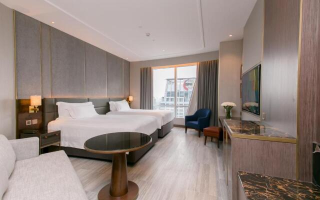 Centara Grand & Bangkok Convention Centre at CentralWorld