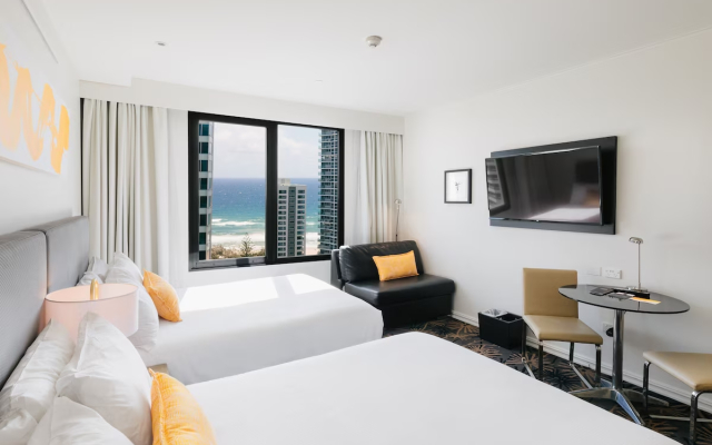 voco Gold Coast by IHG