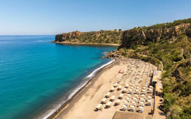 Mangia's Pollina Resort