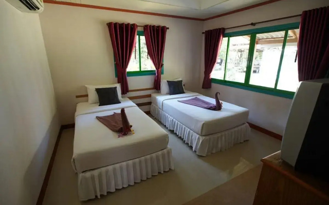 Ko Kut Ao Phrao Beach Resort