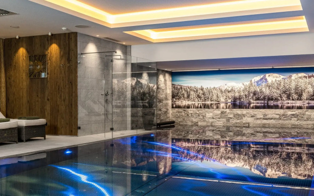 AlpenParks Hotel & Apartment Taxacher