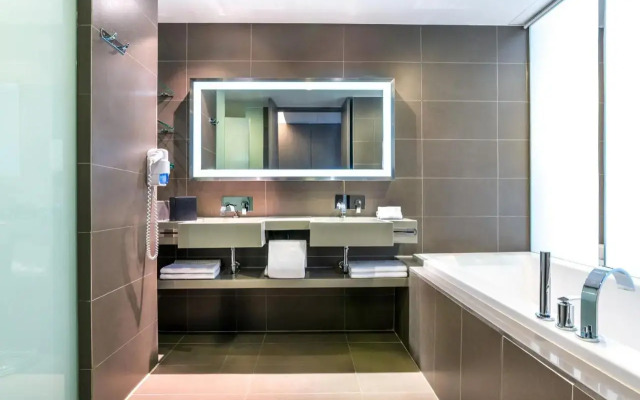 Four Points by Sheraton Bangkok Ploenchit