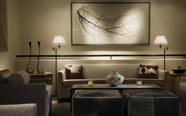 Rosewood Inn of the Anasazi