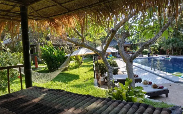 Let's Hyde Pattaya Resort & Villas