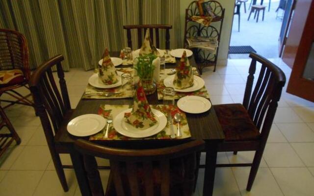 UNA Homestay UNA House
