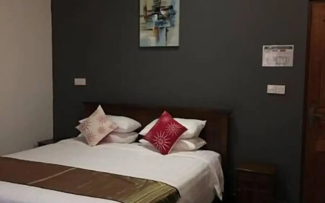 Equator Homestay