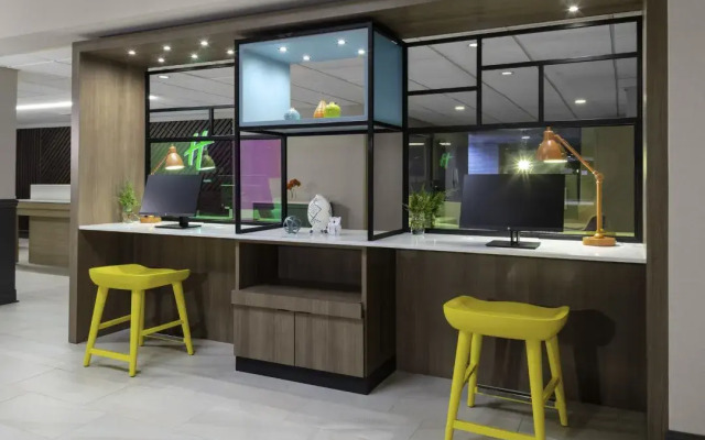 Holiday Inn Hotel & Suites Boston - Peabody by IHG