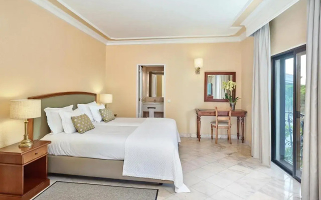 Ria Park Garden Hotel
