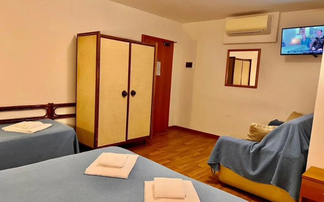 Hotel Canada