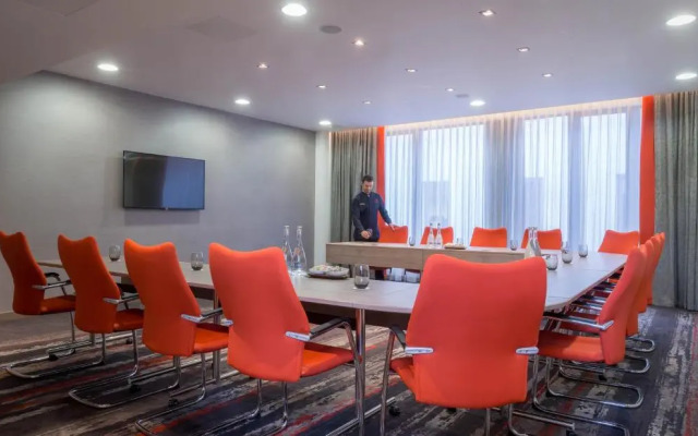 Clayton Hotel Chiswick