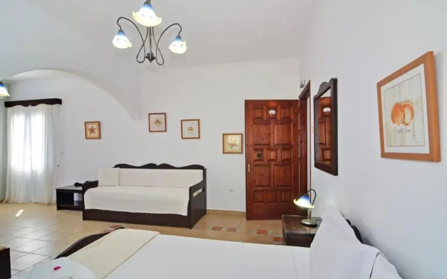 Nikos Sea view apts Milos