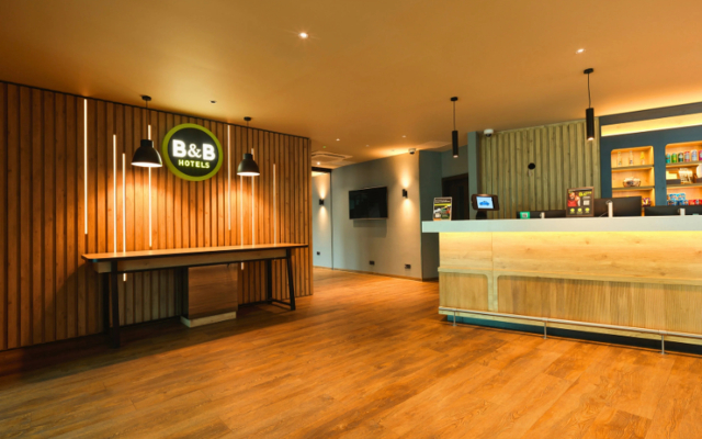 Отель B&B Hotel Derby