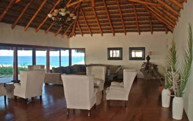 Nyati Beach Lodge