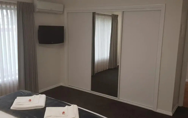 Phillip Island Off-Track Accommodation