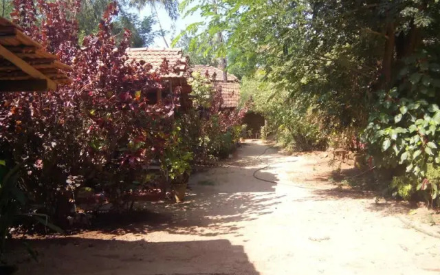 Sevas Huts And Cabanas