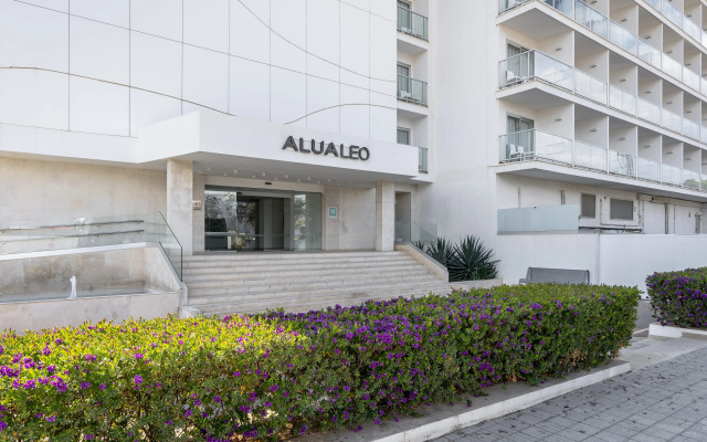 Alua Leo