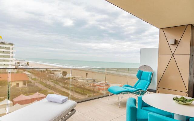 The Promenade Luxury Wellness Hotel