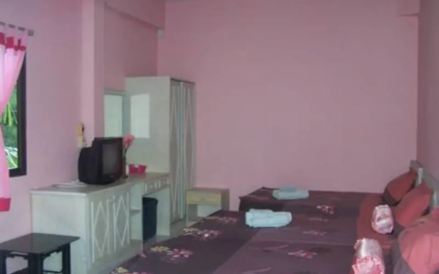 Baan Khun Ning Sichang