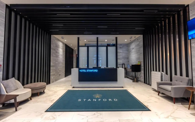 Hotel Stanford