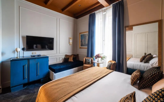 HT6 Hotel