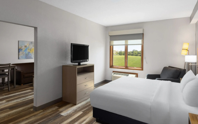 Links Bos Landen Hotel & Spa of Pella, Trademark by Wyndham