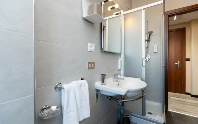 Отель Garibaldi Palace