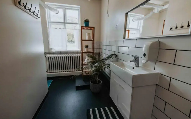 Heradsskolinn Historic Guesthouse