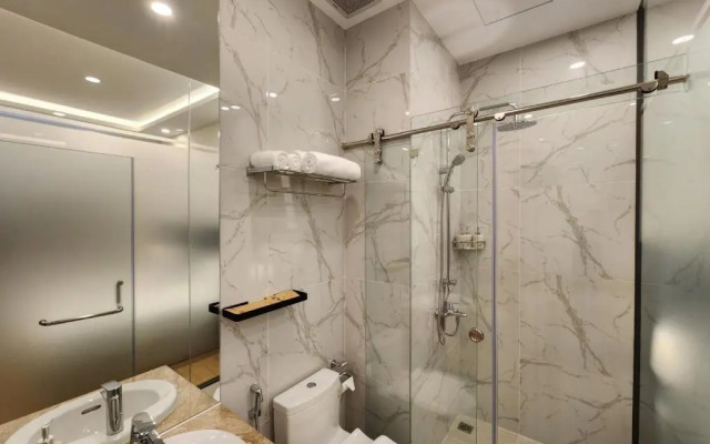 Ruby Hotel