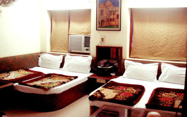 Hotel Avtar At New Delhi Railway Station