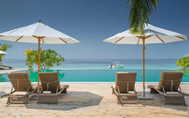 Kudafushi Resort and Spa