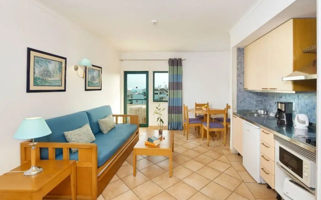 Oceanus Aparthotel