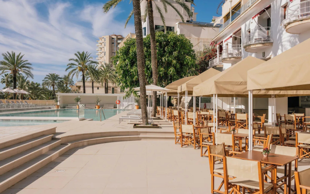 Отель Victoria Gran Meliá