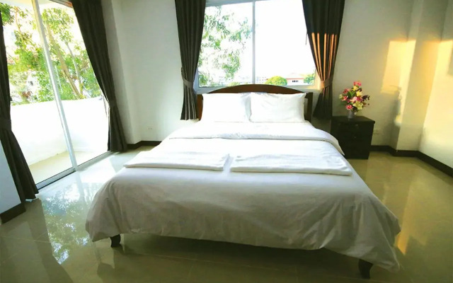 Baan Samrarn