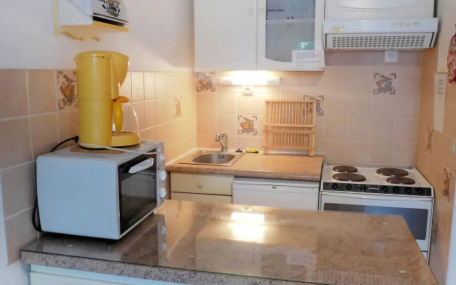 Riviera Beach - INH 23644