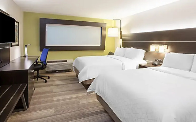 Plaza Inn and Suites