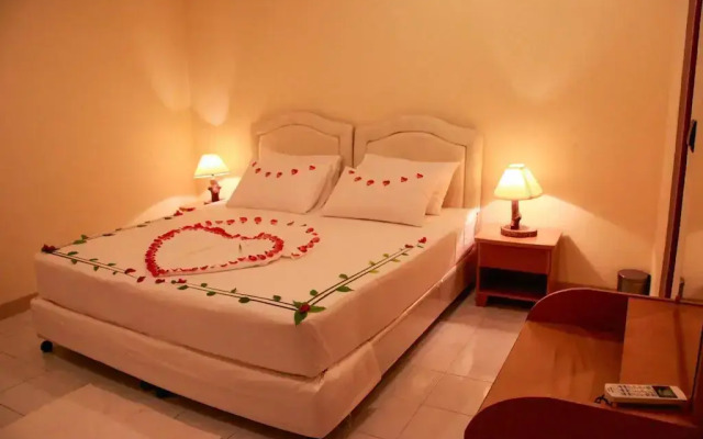 Horsburgh Island Guest House