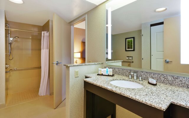 Embassy Suites by Hilton Auburn Hills